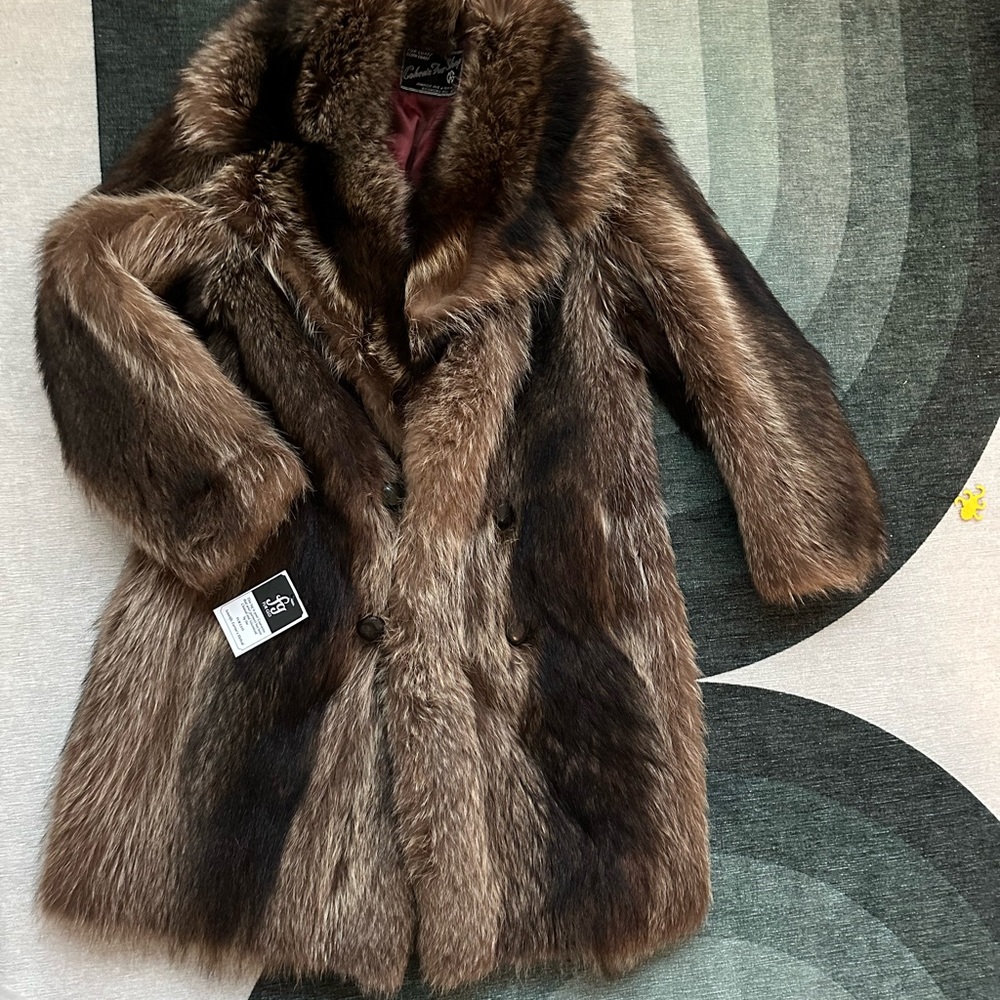 Vintage fur coat genuine leather button detail M